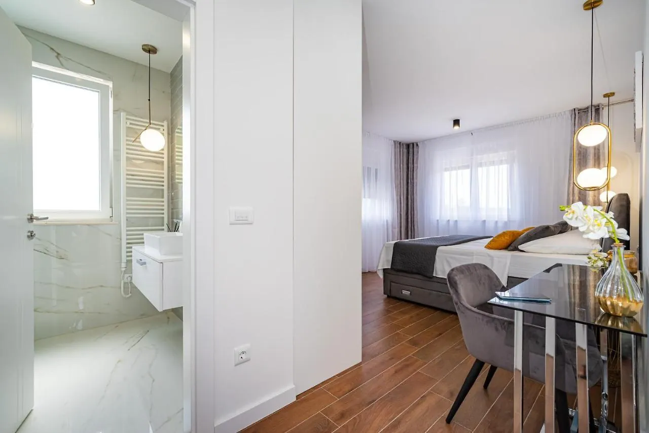 Holiday home Villa Denis & Sabine Nin